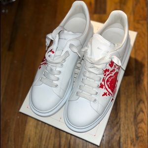 Men's Heart-Print Low-Top Platform Sneakers